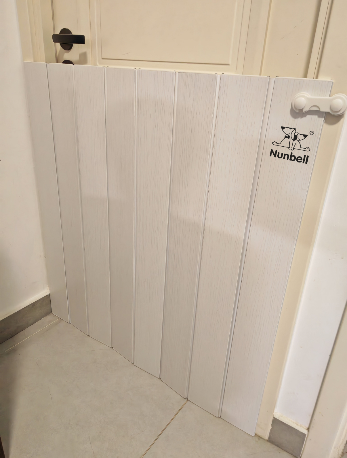 Nunbell Pet Satefy Gate - Image 2